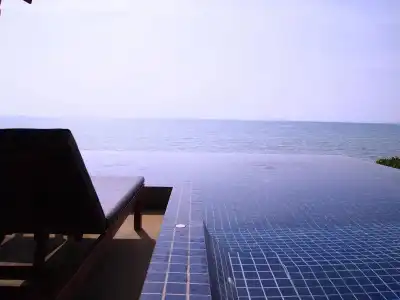 Lipa Bay Resort - 10