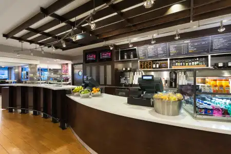 Courtyard by Marriott Miami Downtown - 7