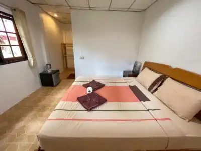 Bounty Resort - 28