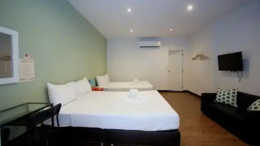 Resort V - MRT Huai Khwang - 58