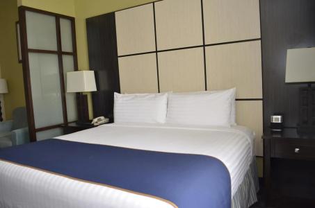 Super 8 by Wyndham Irving/DFW Apt/North - 3