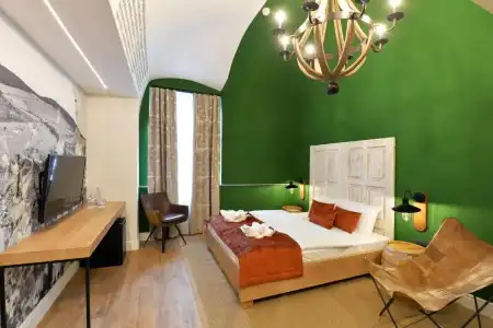 1552 Boutique - 5