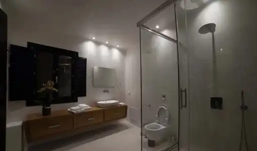 Daydream Luxury Suites - 4