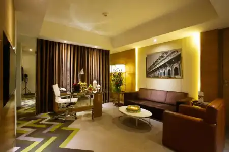 Courtyard by Marriott Agra - 73