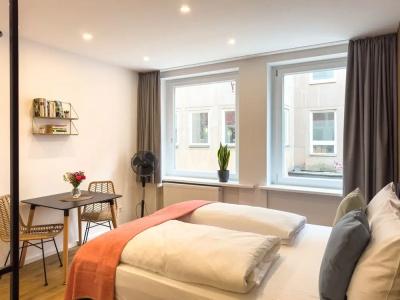 Lorenz Apartments - 123
