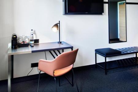 B&B Frankfurt-Airport - 41