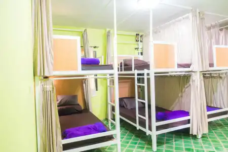 Plus Hostel Ayutthaya - 2