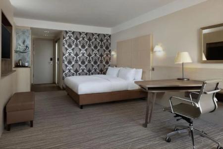DoubleTree by Hilton Hannover Schweizerhof - 59
