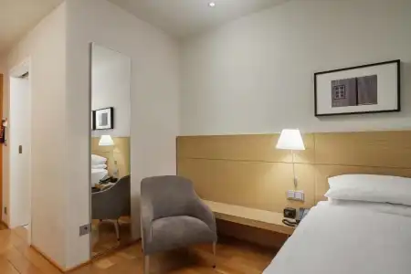 Hilton Reykjavik Nordica - 34