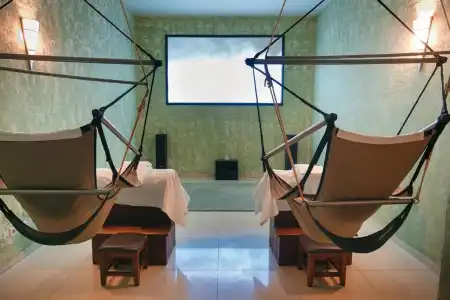 Tsunami Spa - 12