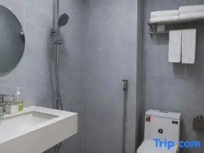 Phuong Mai - 15