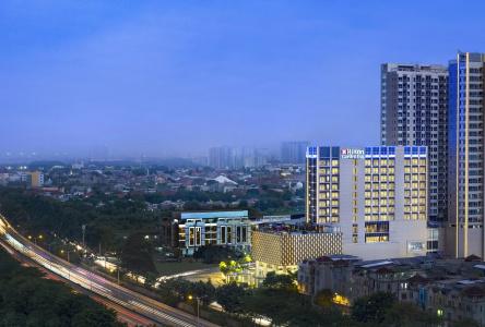Hilton Garden Inn Jakarta Taman Palem - 40