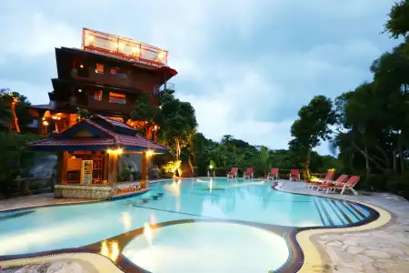 Sea Breeze Resort - 14