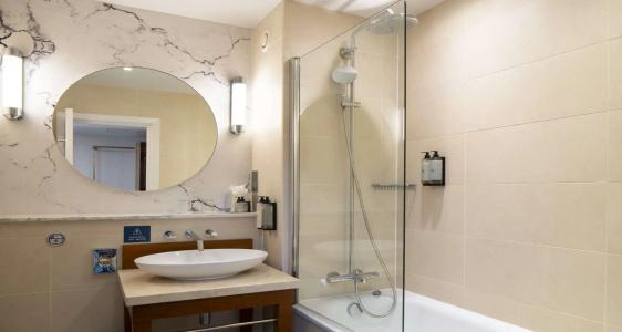 London Chigwell Prince Regent, BW Signature Collection - 69