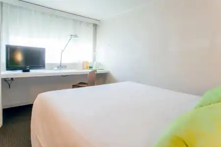 Campanile NATURE - Montpellier Sud - 55
