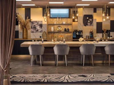 Niepce Paris, Curio Collection by Hilton - 23
