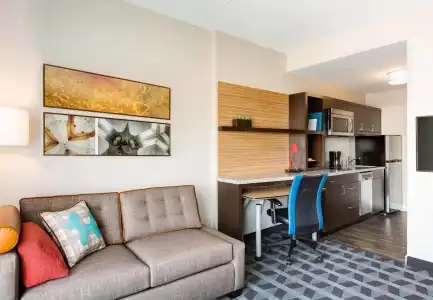 TownePlace Suites by Marriott San Diego Downtown - 3