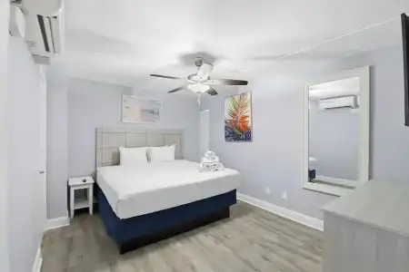 The Maverick Resort - 22