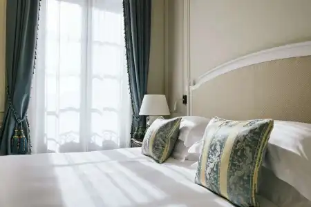 Hôtel du Palais - 79