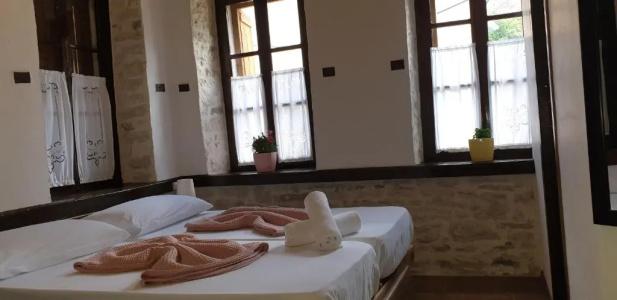Silver Hill Guesthouse - 5