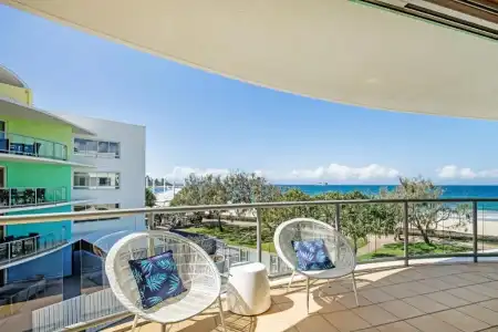 Rolling Surf Resort - 173
