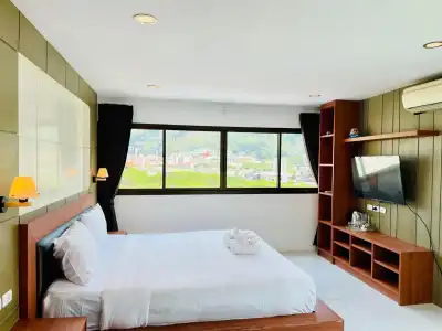 Good Nice Patong - 1