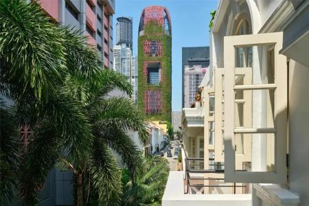 Maxwell Reserve Singapore, Autograph Collection - 57