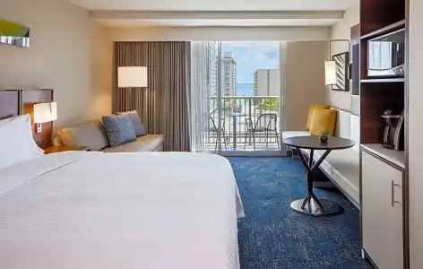 Hilton Garden Inn Waikiki Beach - 86