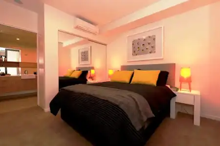 Vine Serviced Apartments - 74