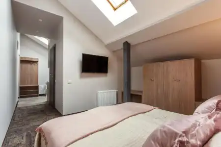 Old Town Trio Hostel Rooms - 21