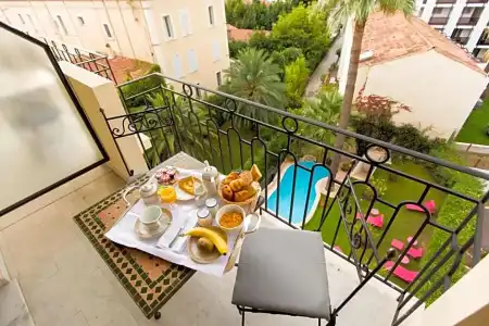 Sun Riviera - 84