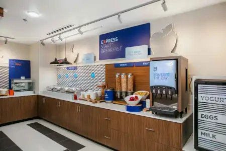 Holiday Inn Express & Suites Oakhurst - Yosemite Park Area by IHG - 15