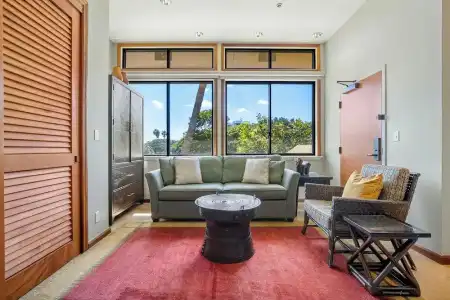 Luana Waikiki & Suites - 173