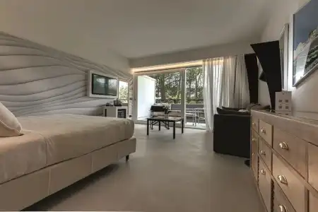 Augustus & Resort - 63