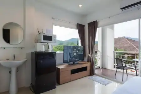 Number 4 Apartment - 13
