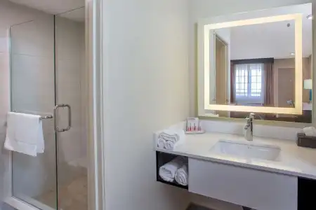 3 Bedroom Community House - 8