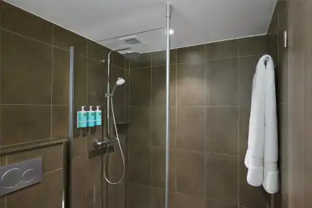 Novotel London West - 8