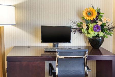 Sleep Inn & Suites Bakersfield North - 5