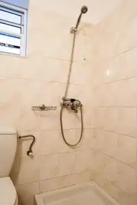 2-bed Apartment With Pool - 24