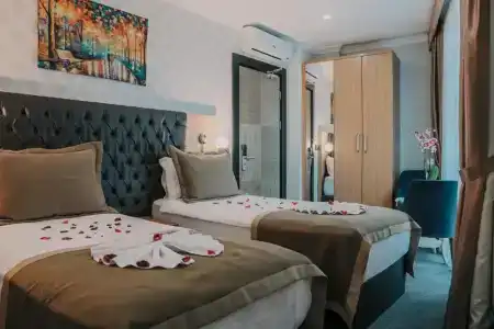 Grand Lark Otel - 1