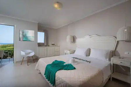 Notos Heights & Suites - 26