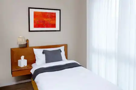 Regina - 4