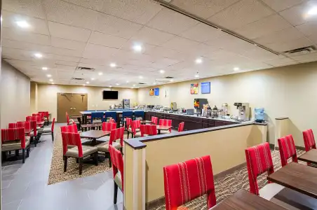 Comfort Inn Cleveland Downtown - 20