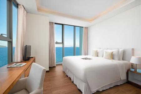 A La Carte Da Nang Beach - 48