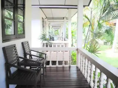Thong Takian Resort - 11