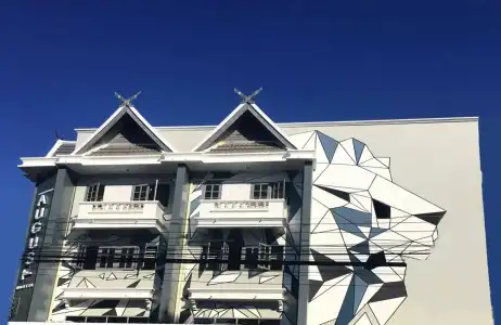 The August Hostel - 16