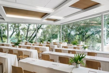 The Line Austin - 10