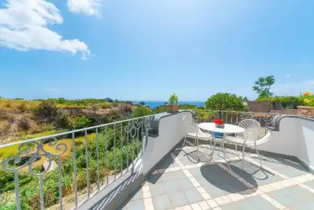 Residence Baia di Sorgeto Apartments - 35