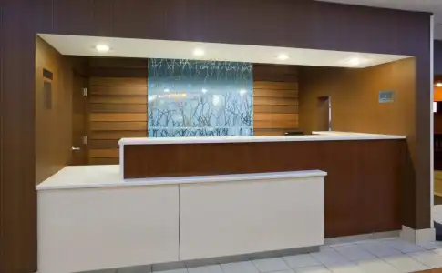Fairfield Inn by Marriott Evansville West - 9