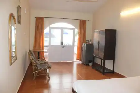 Empire Guest House - 4